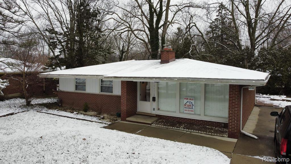 29604 Chelmsford Road Southfield, MI 48076 - Photo 21 of 27