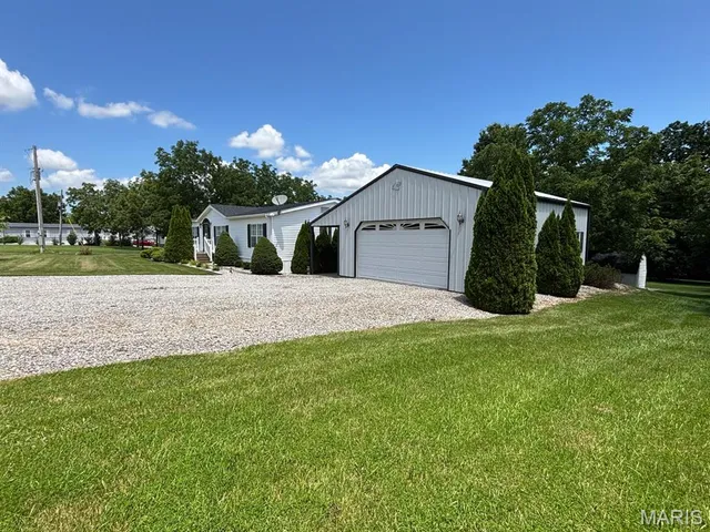 $269,000 | 18096 Monroe Road 453, Paris, MO 65275