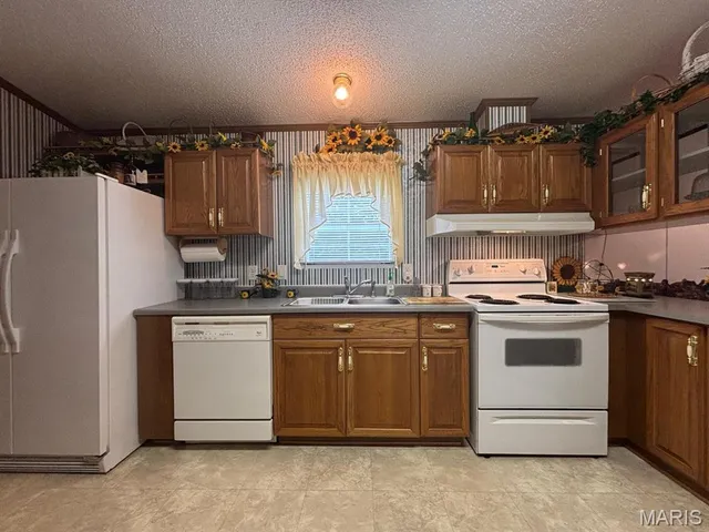 $269,000 | 18096 Monroe Road 453, Paris, MO 65275