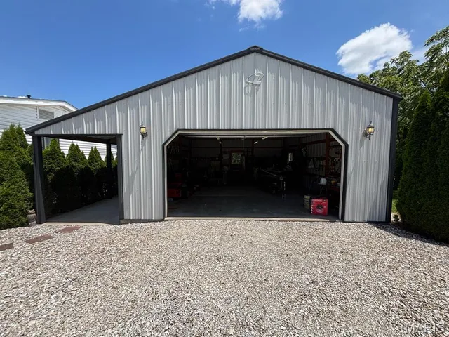 $269,000 | 18096 Monroe Road 453, Paris, MO 65275