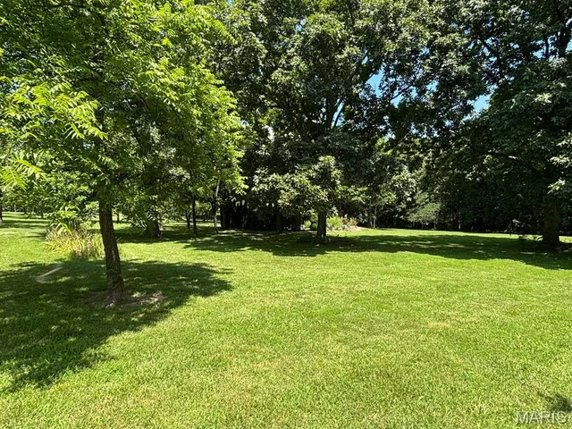 $269,000 | 18096 Monroe Road 453, Paris, MO 65275