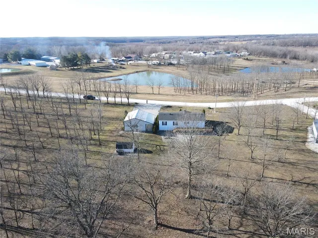 $269,000 | 18096 Monroe Road 453, Paris, MO 65275