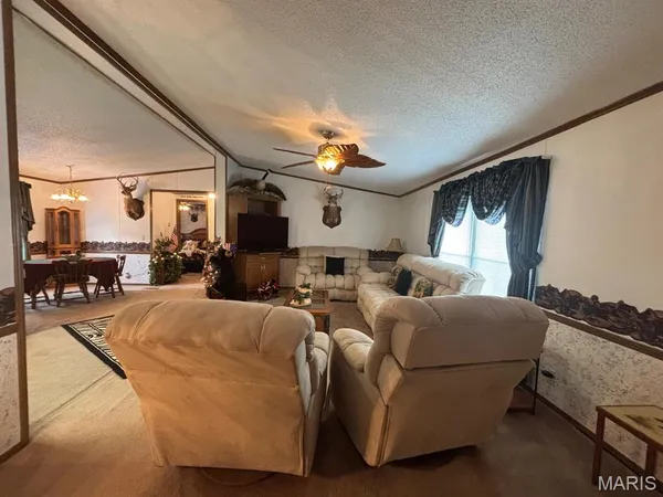 $269,000 | 18096 Monroe Road 453, Paris, MO 65275