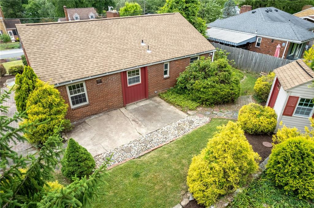 527 Patterson Road Bethel Park, PA 15102 - Photo 28 of 34 Gallery Image 28