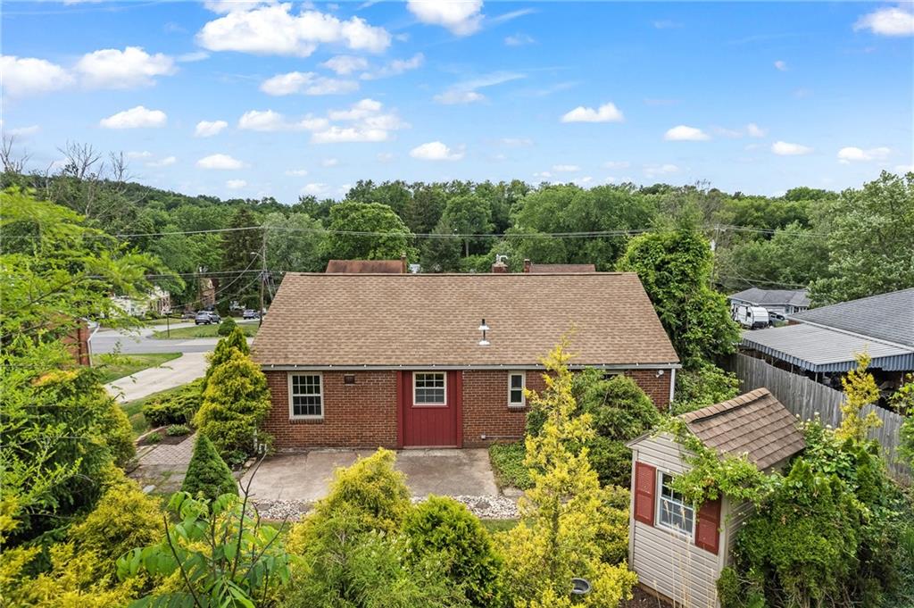 527 Patterson Road Bethel Park, PA 15102 - Photo 29 of 34 Gallery Image 29