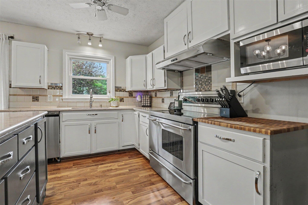 315 West Tuttle Road Ionia, MI 48846 - Photo 5 of 16