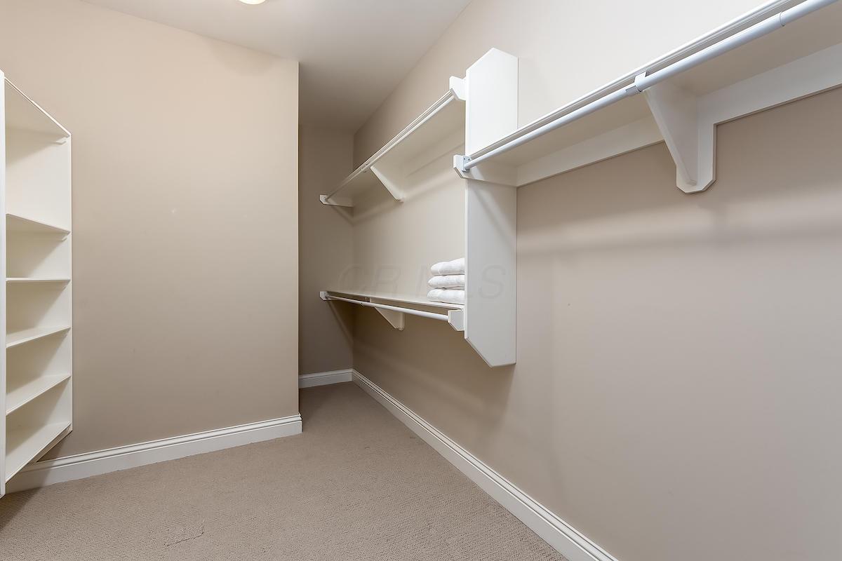 3175 Tremont Road, Unit 207 Columbus, OH 43221 - Photo 13 of 29