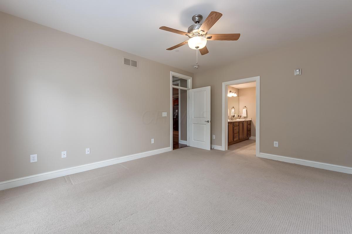 3175 Tremont Road, Unit 207 Columbus, OH 43221 - Photo 18 of 29