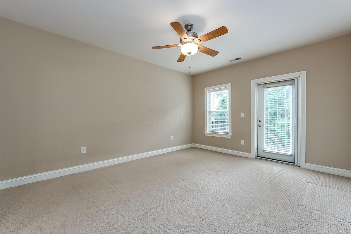 3175 Tremont Road, Unit 207 Columbus, OH 43221 - Photo 6 of 29