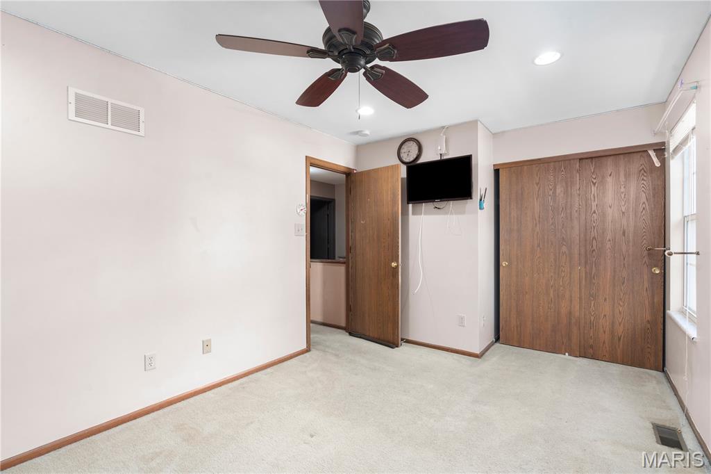 2559 Barrett Pl Drive Ballwin, MO 63021 - Photo 26 of 38