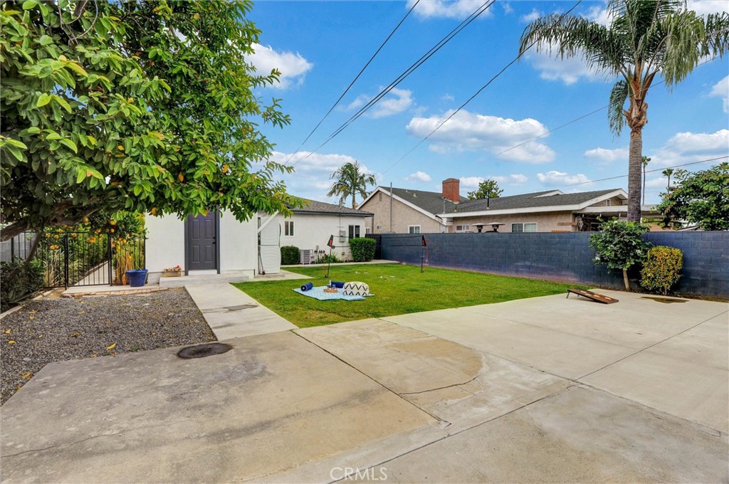 929 North Sunset Avenue Azusa, CA 91702 - Photo 23 of 30