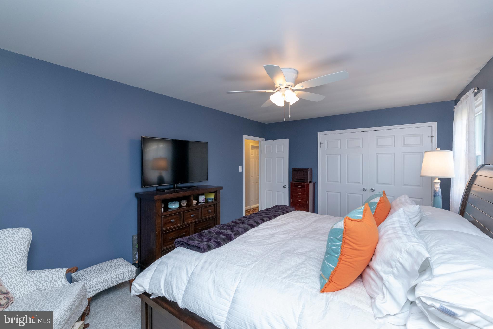 4 Ridgefield Road Lutherville-Timonium, MD 21093 - Photo 13 of 37 Master Bedroom
