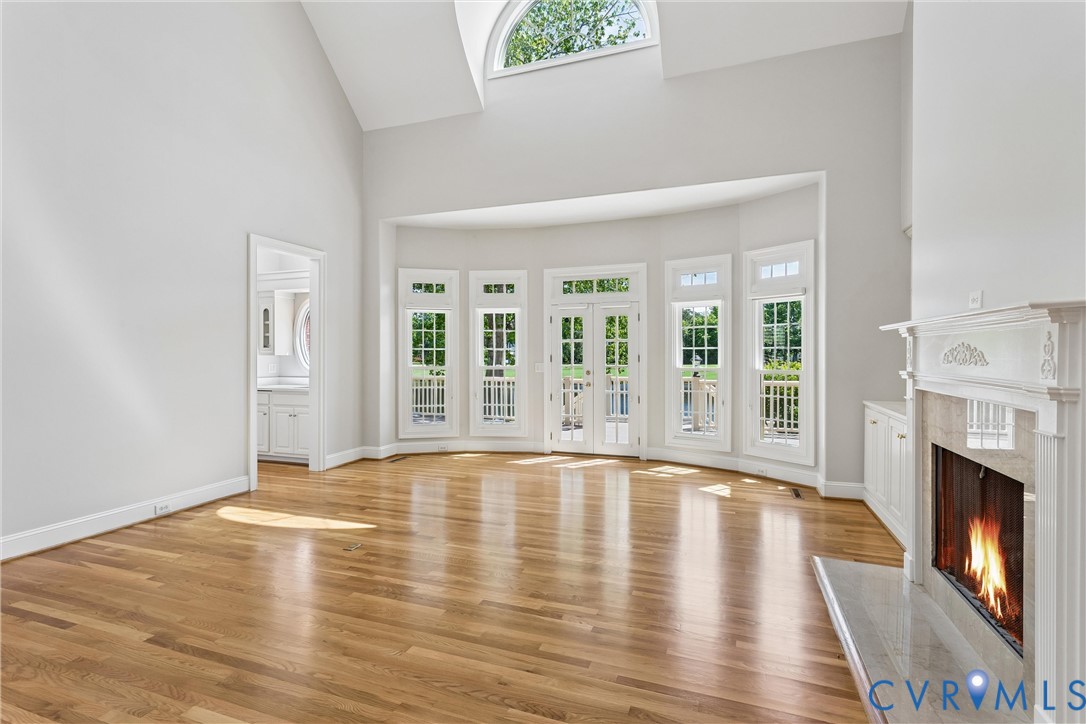 3009 Travis Pond Road Williamsburg, VA 23185 - Photo 18 of 100 Vaulted ceilings enhance this room featuring wood-