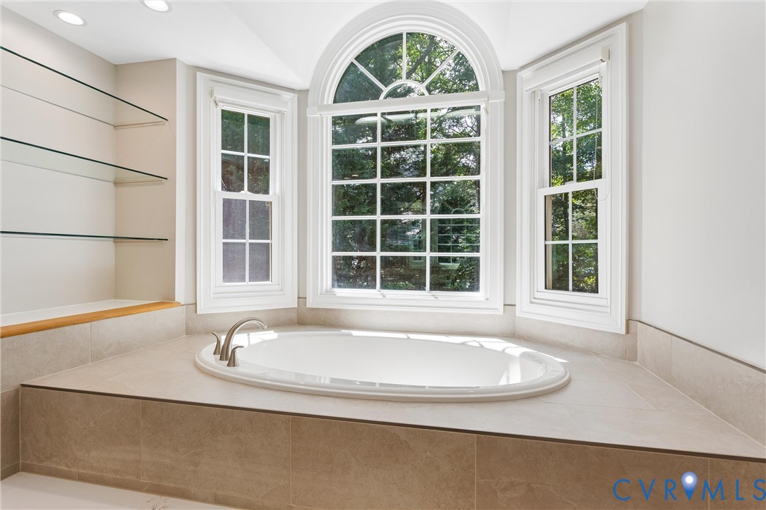 3009 Travis Pond Road Williamsburg, VA 23185 - Photo 46 of 100 Built-in soaking tub with brushed nickel fixtures,