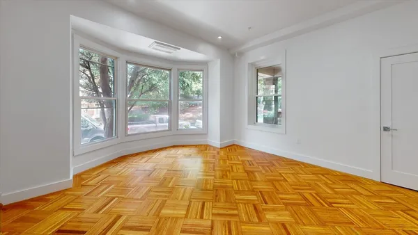 $2,500 | 21 Regent Circle, Unit 1, Brookline, MA 02445