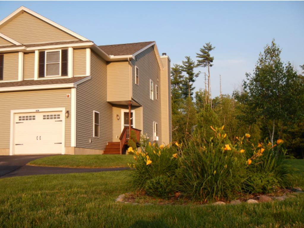 80 B Trinity Circle Rochester, NH 03839 - Photo 1 of 28