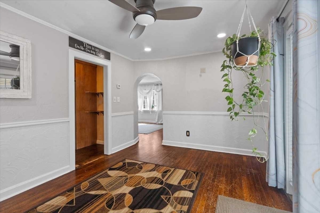 860 Pleasant Street Worcester, MA 01602 - Photo 13 of 32