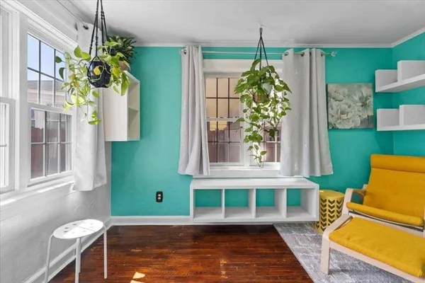 $499,000 | 860 Pleasant Street, Worcester, MA 01602