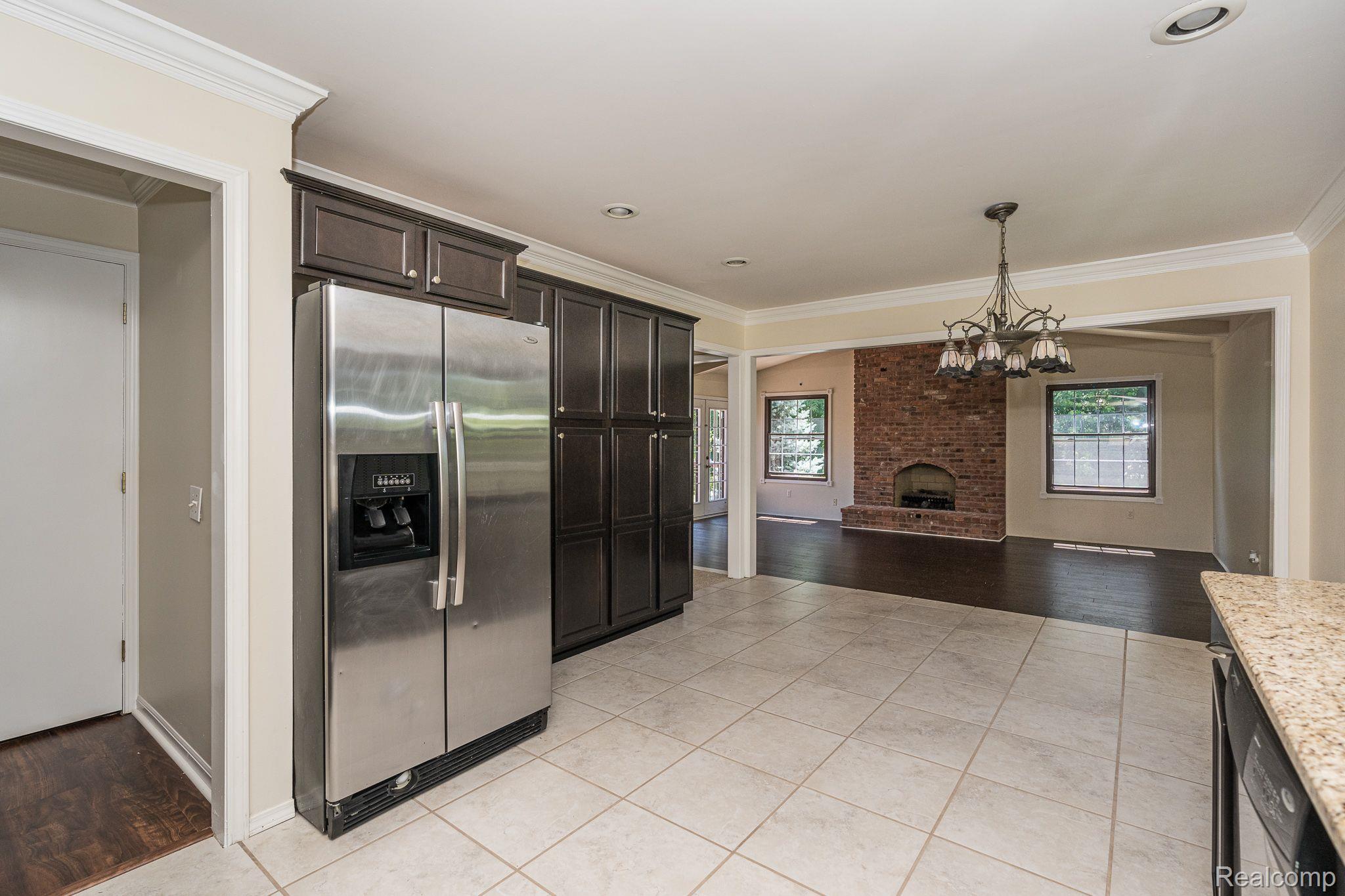 1631 Sumac Drive Rochester, MI 48309 - Photo 12 of 29 Gallery Image 12
