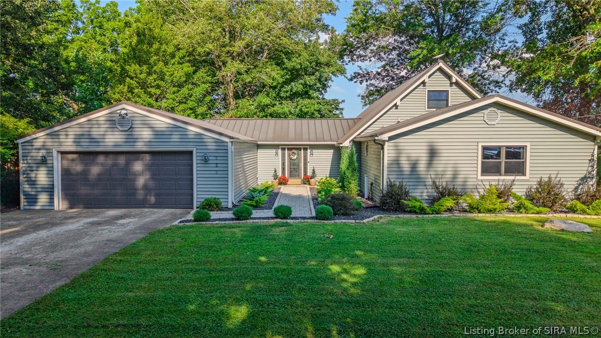 121 Bell Street Bethlehem, IN 47104 - Photo 1 of 54