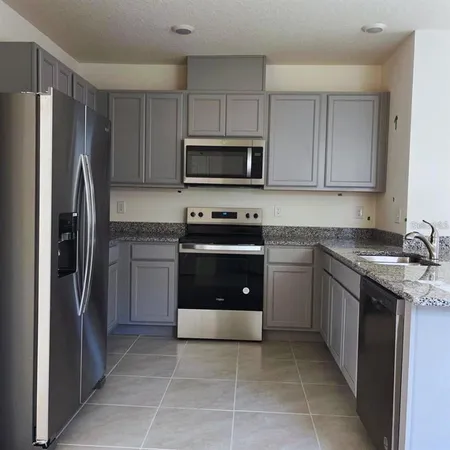 $2,100 | 7128 Cattle Egret Drive, Harmony, FL 34773