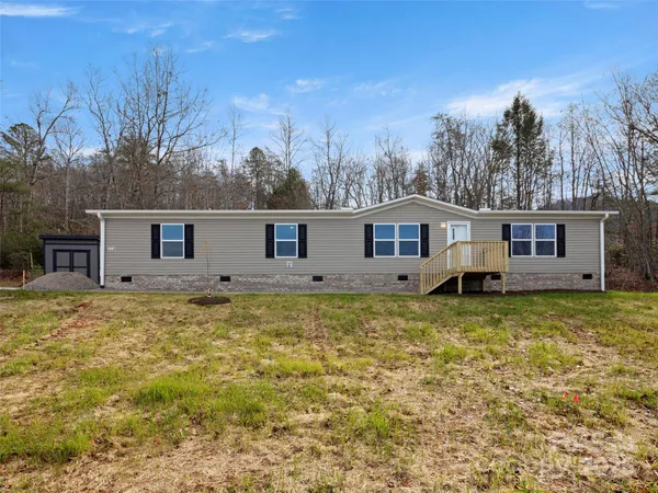 $285,500 | 172 Peaceful Hill Drive, Mill Spring, NC 28756
