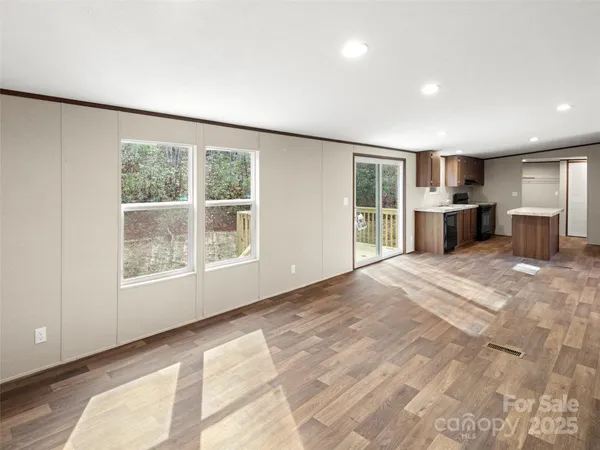 $285,500 | 172 Peaceful Hill Drive, Mill Spring, NC 28756