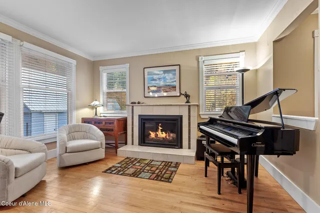 $675,000 | 191 King Street, Wallace, ID 83873