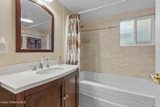 $675,000 | 191 King Street, Wallace, ID 83873