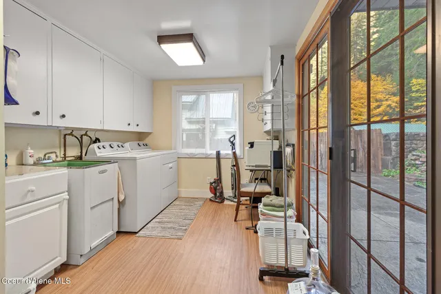 $675,000 | 191 King Street, Wallace, ID 83873