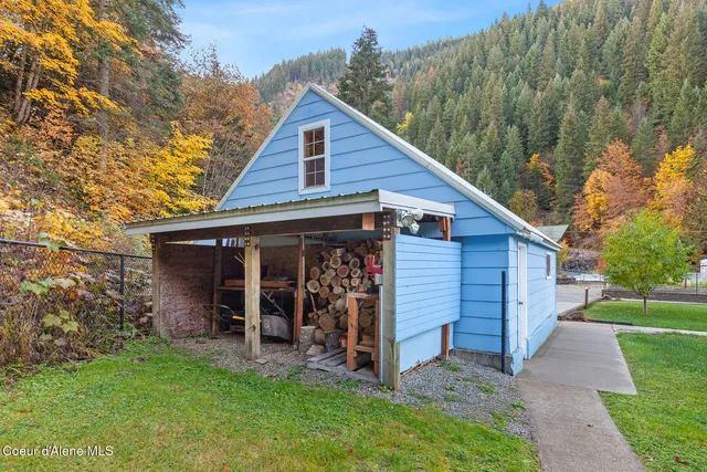 $675,000 | 191 King Street, Wallace, ID 83873