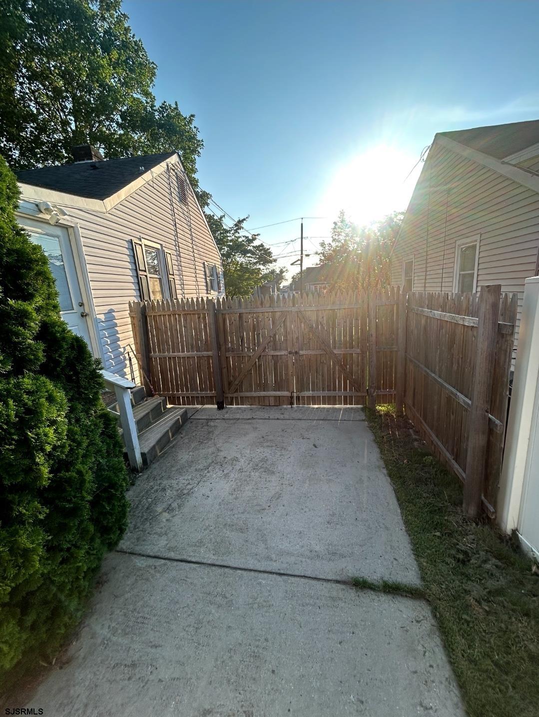 241 Warren Avenue Bellmawr, NJ 08031 - Photo 7 of 26