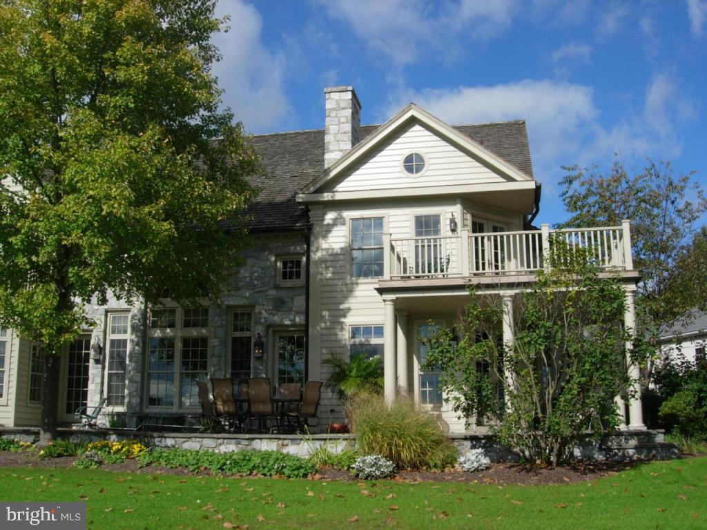 38 Oakhill Drive Lititz, PA 17543 - Photo 24 of 37 front view of a house with a yard