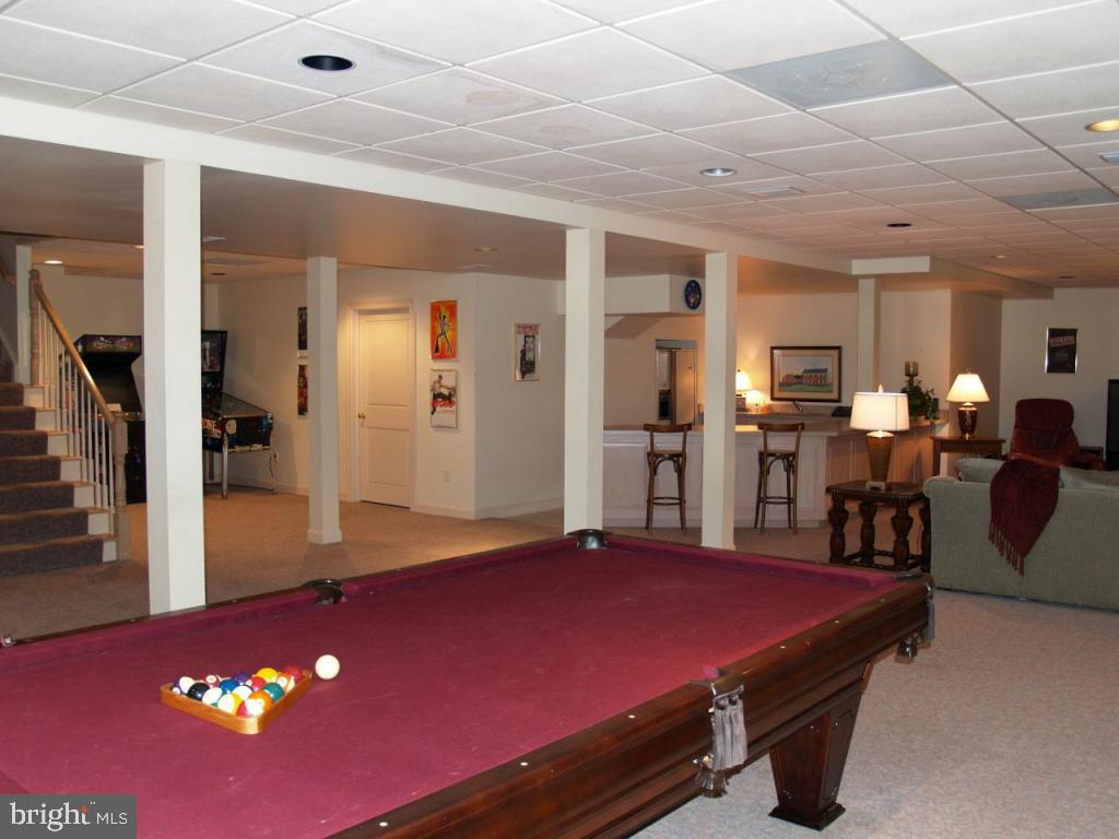 38 Oakhill Drive Lititz, PA 17543 - Photo 33 of 37 a bed room with a bed and furniture