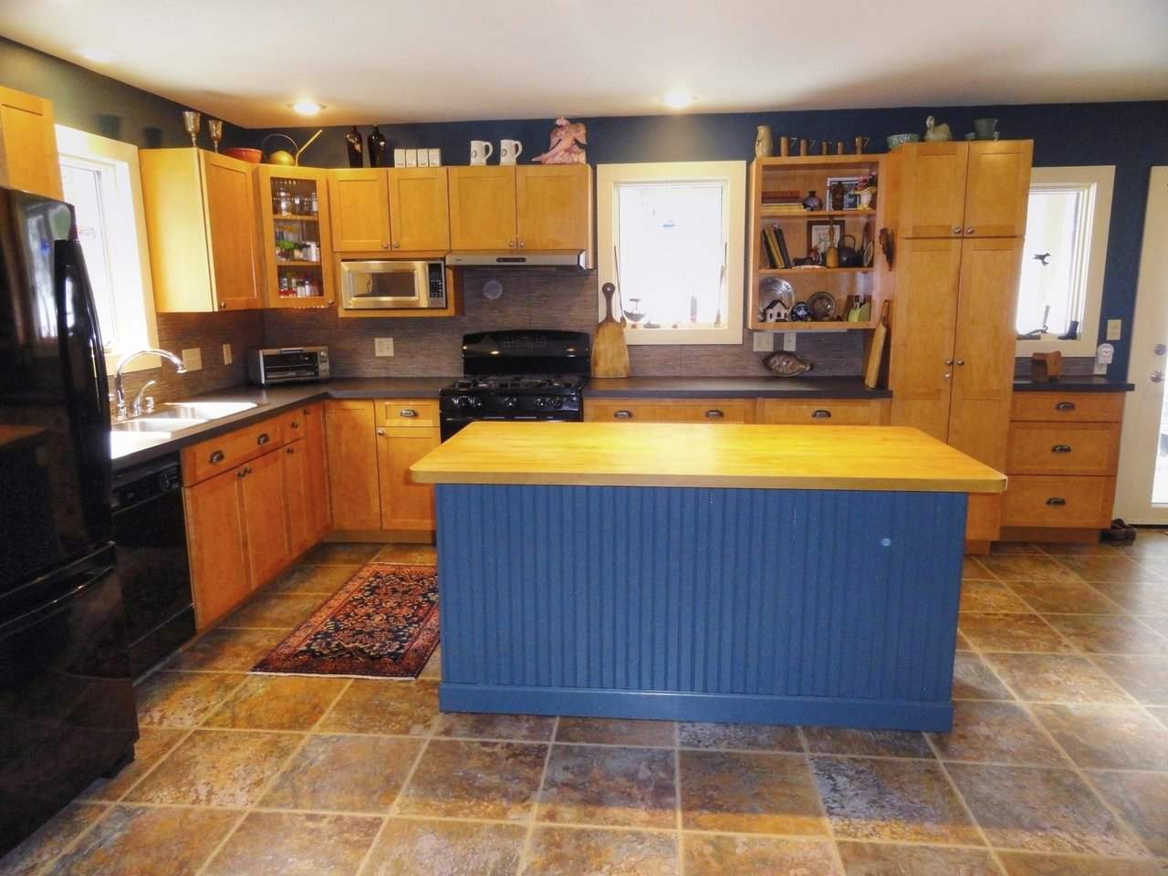 1232 Huntington Road Richmond, VT 05477 - Photo 3 of 32 Gallery Image 3