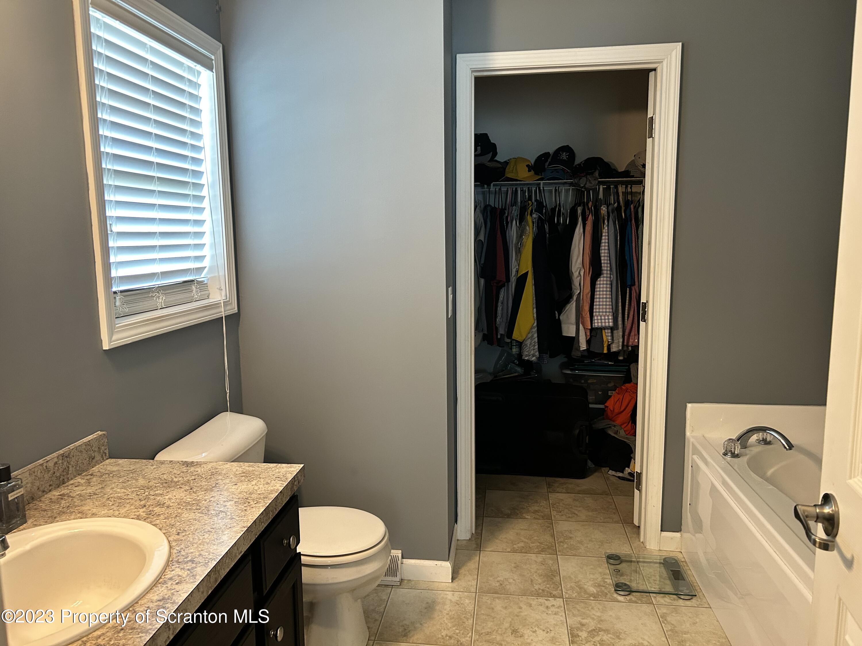 113 Ackerly Road Clarks Summit, PA 18411 - Photo 17 of 33