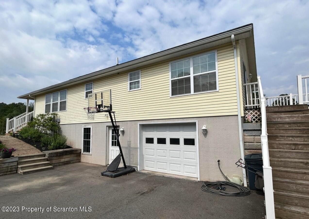 113 Ackerly Road Clarks Summit, PA 18411 - Photo 5 of 33