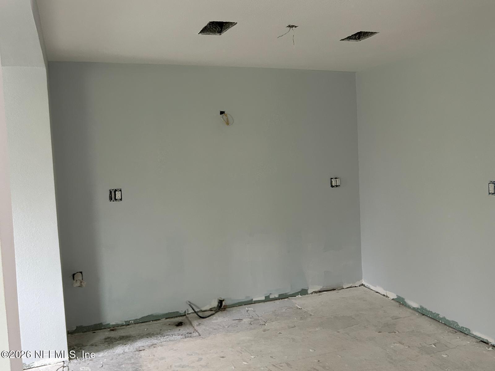 9959 Lem Turner Road Jacksonville, FL 32208 - Photo 7 of 22 a view of a small space