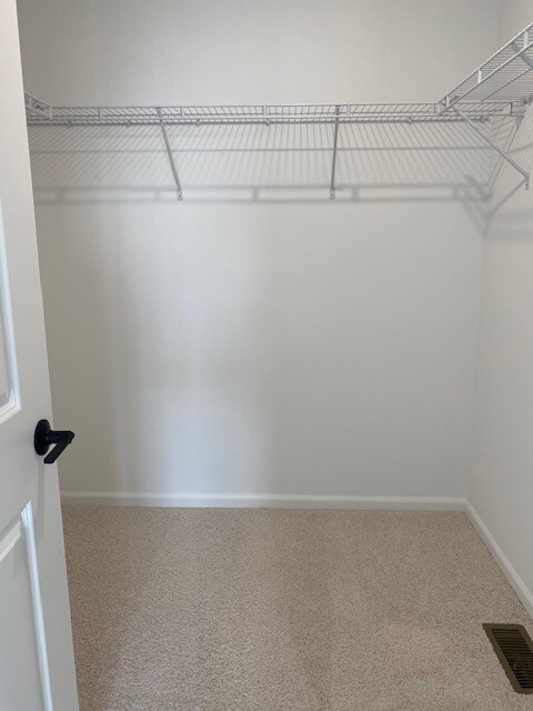 4515 Chelsea Mnr Circle, Unit 4515 Aurora, IL 60504 - Photo 28 of 37 a view of a small space