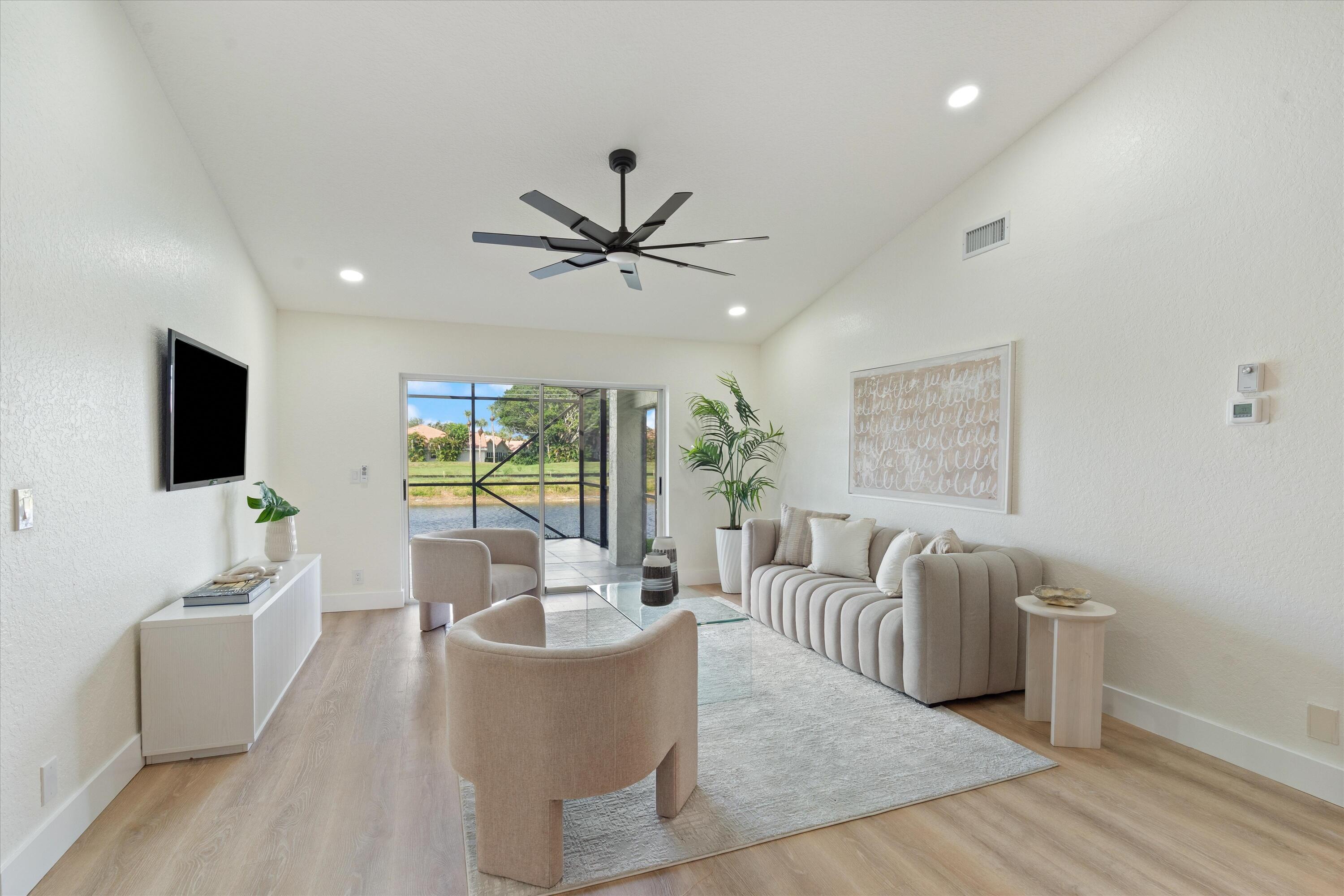18208 Clear Brook Circle Boca Raton, FL 33498 - Photo 4 of 22 4