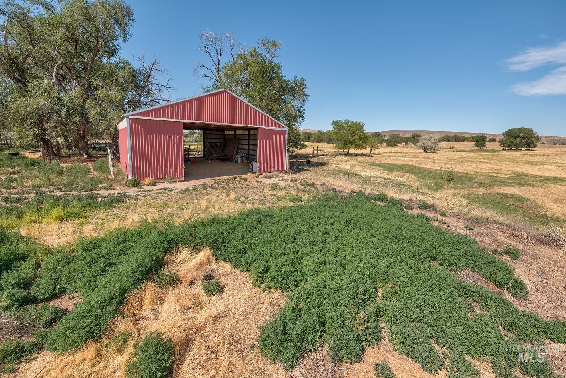 2894 Little Valley Road Harper, OR 97906 - Photo 32 of 41
