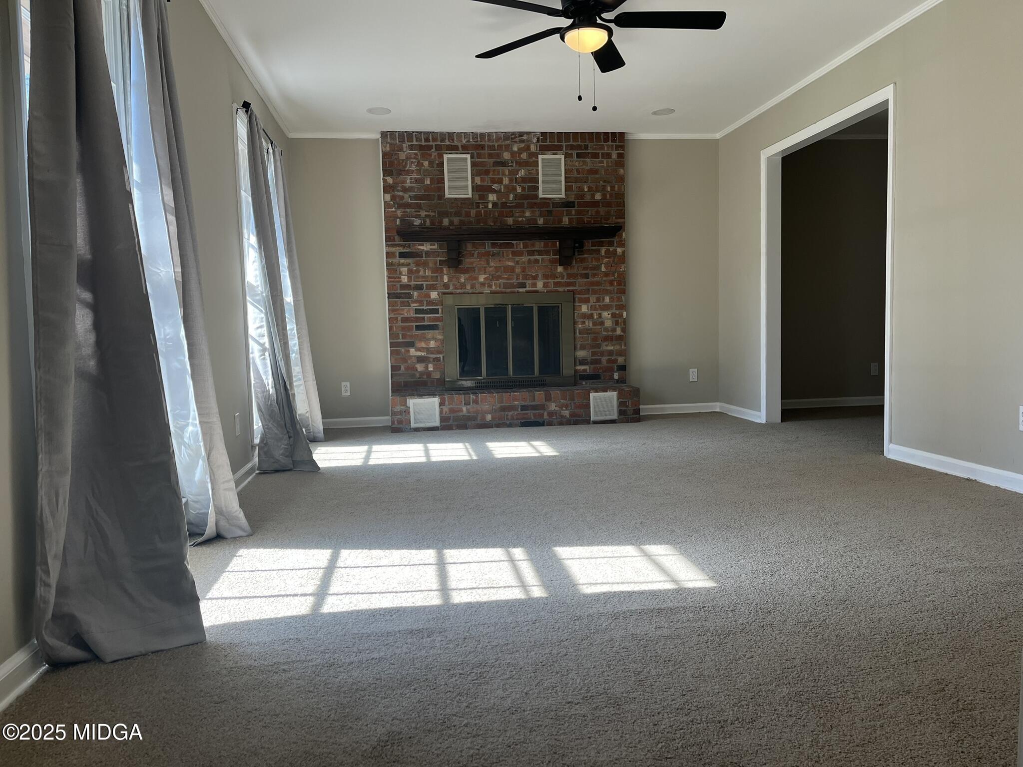 2767 Walnut Creek Road Macon, GA 31211 - Photo 2 of 15 living room