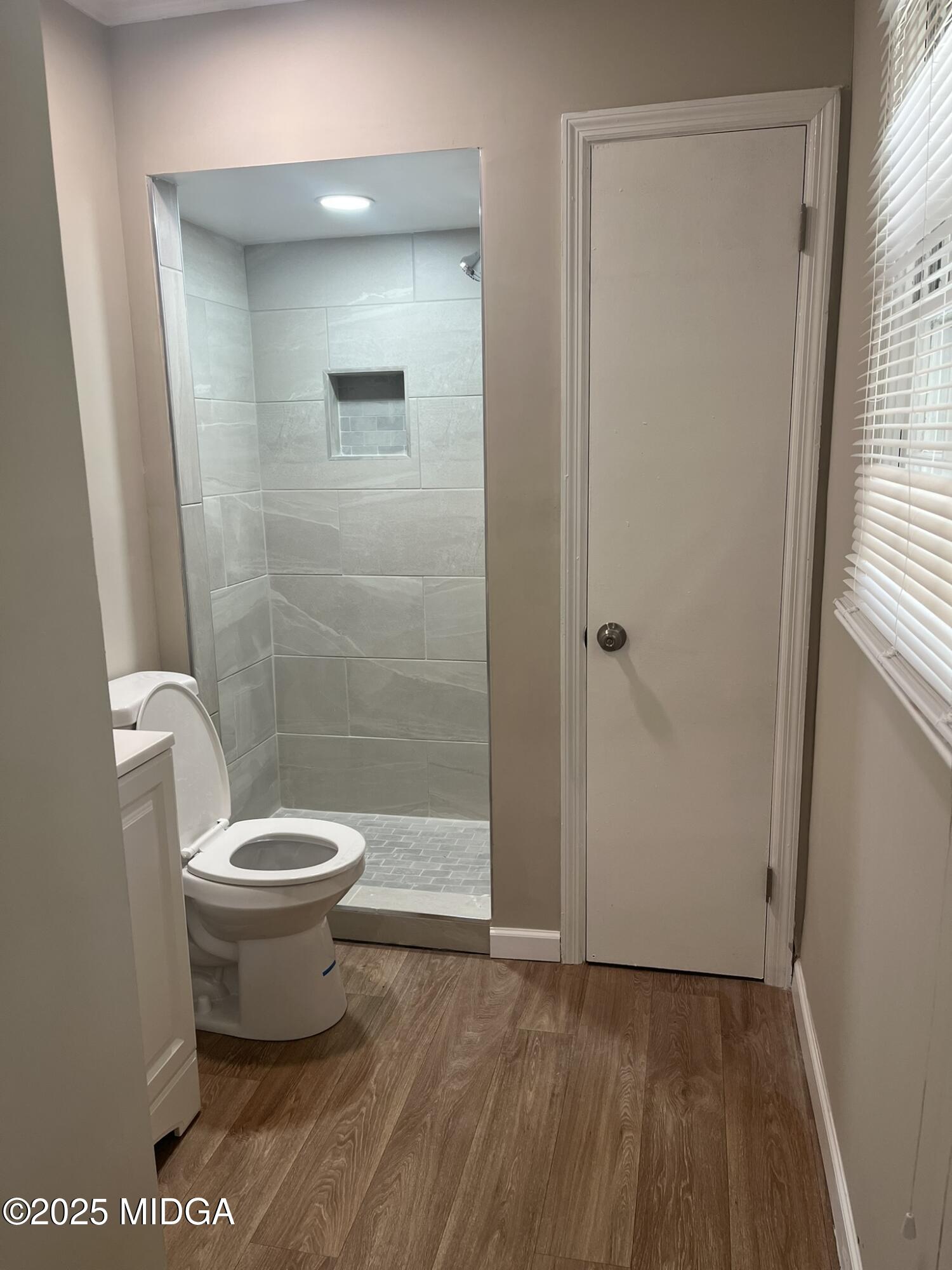 2767 Walnut Creek Road Macon, GA 31211 - Photo 10 of 15 master bath