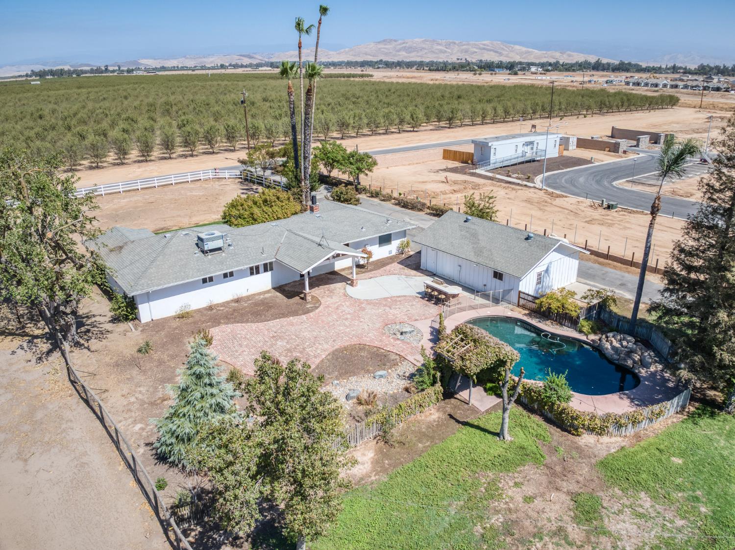 4105 Perrin Road Clovis, CA 93619 - Photo 62 of 67 Gallery Image 62