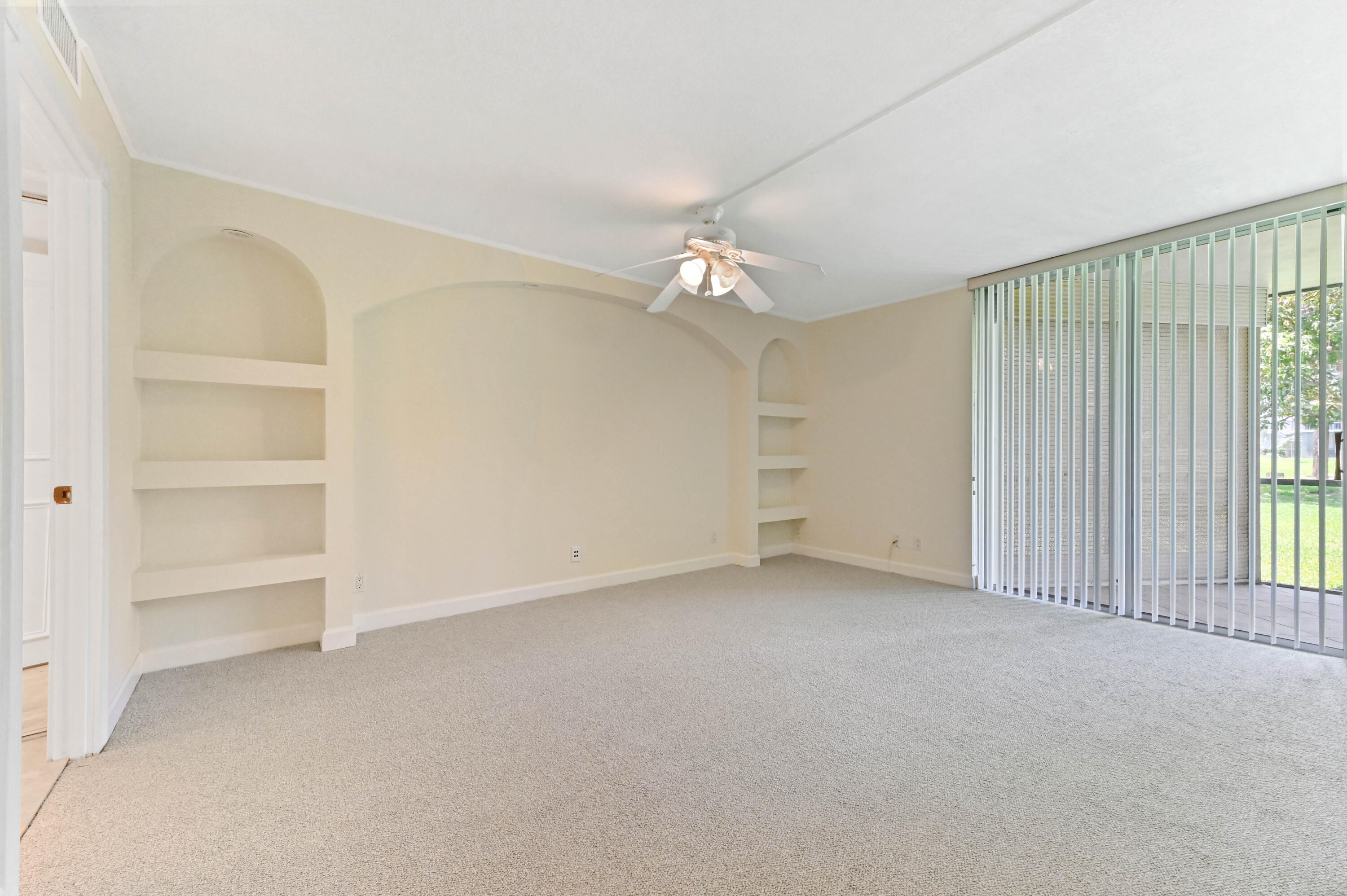 198 Northwest 67th Street, Unit 102 Boca Raton, FL 33487 - Photo 16 of 34 Primary Bedroom
