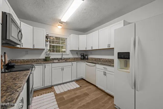 $2,000 | 217 Attmore Drive, New Bern, NC 28560