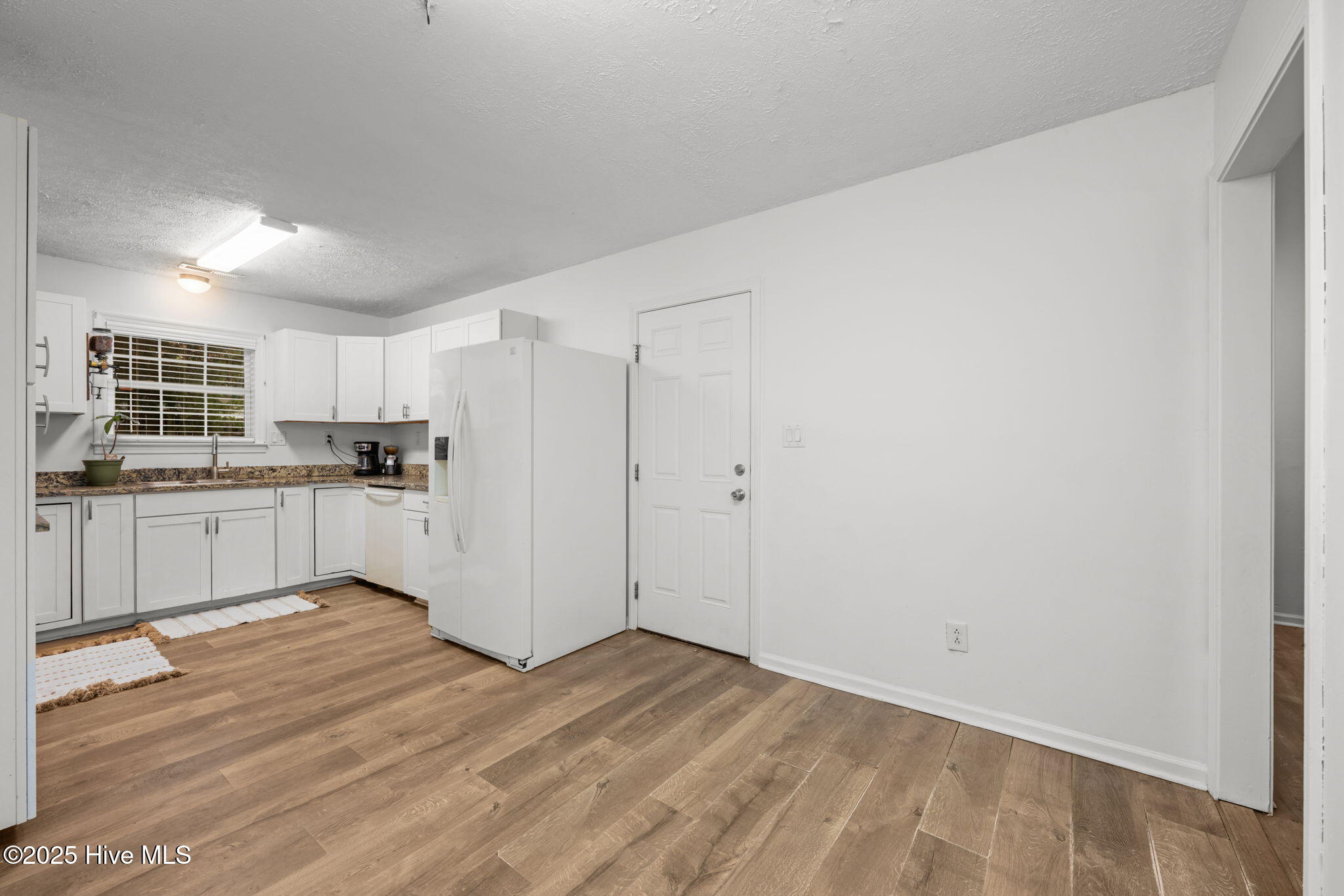 217 Attmore Drive New Bern, NC 28560 - Photo 8 of 23 31-web-or-mls-DSC_7141