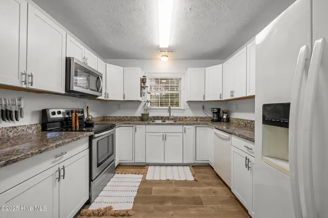 $2,000 | 217 Attmore Drive, New Bern, NC 28560