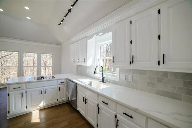 $699,999 | 1190 St Ives Court, Suwanee, GA 30024