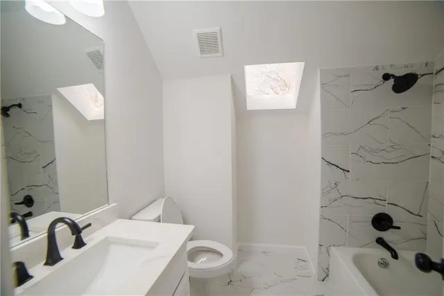 $699,999 | 1190 St Ives Court, Suwanee, GA 30024